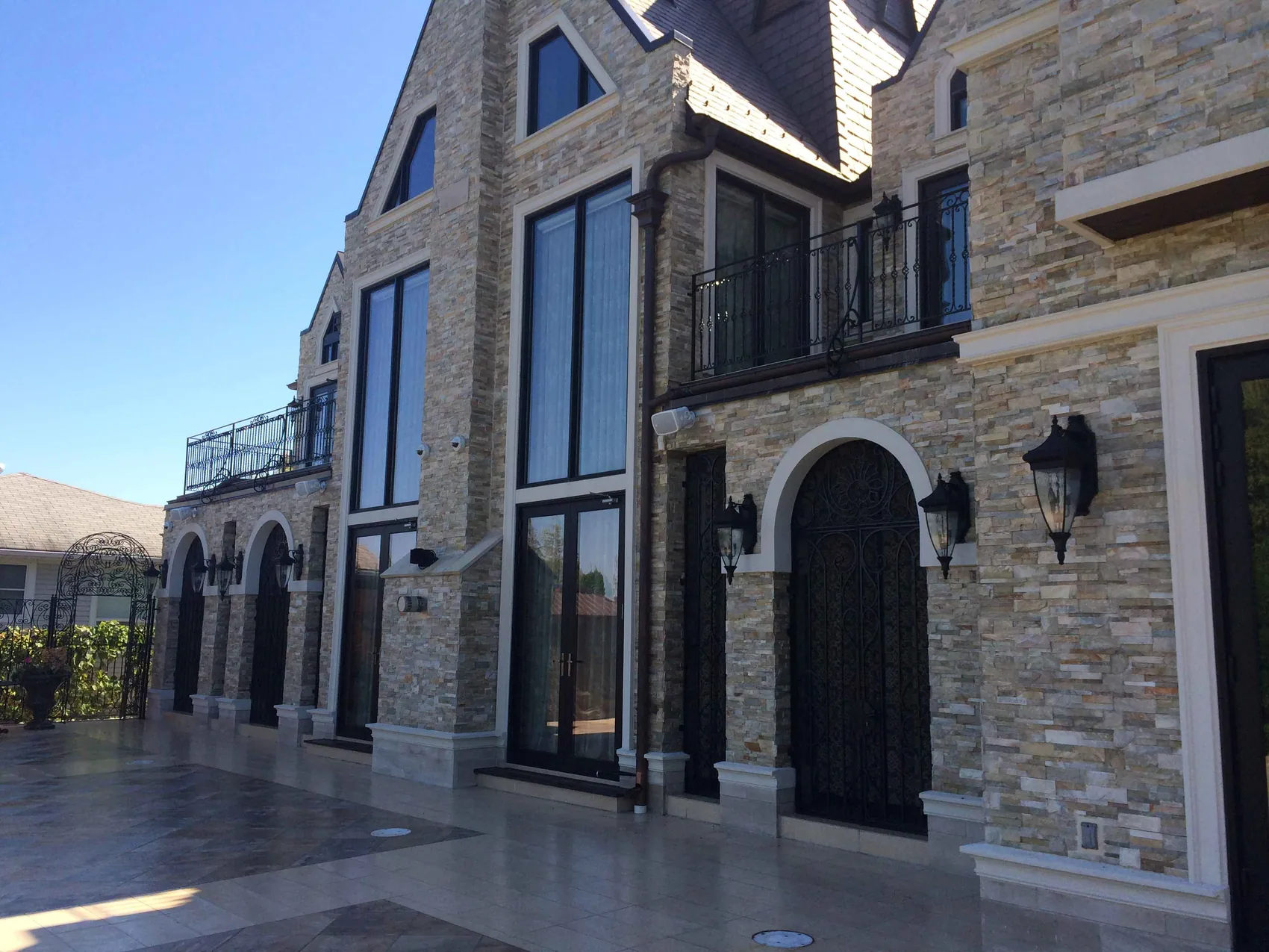 Grandiveria project photograph: Exterior & Structural — Building exteriors and structural work